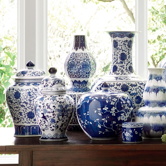 Gorgeous blue and white ginger jars!