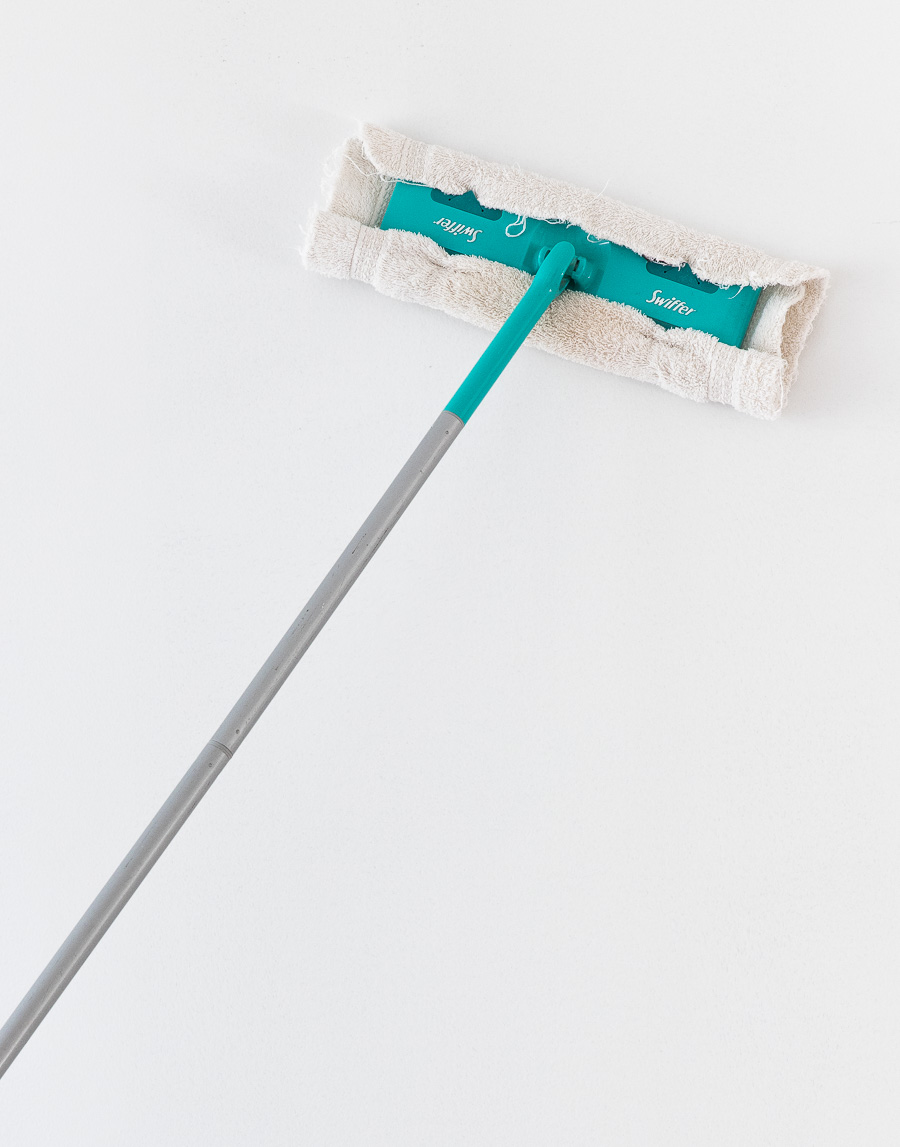 How to Clean Walls