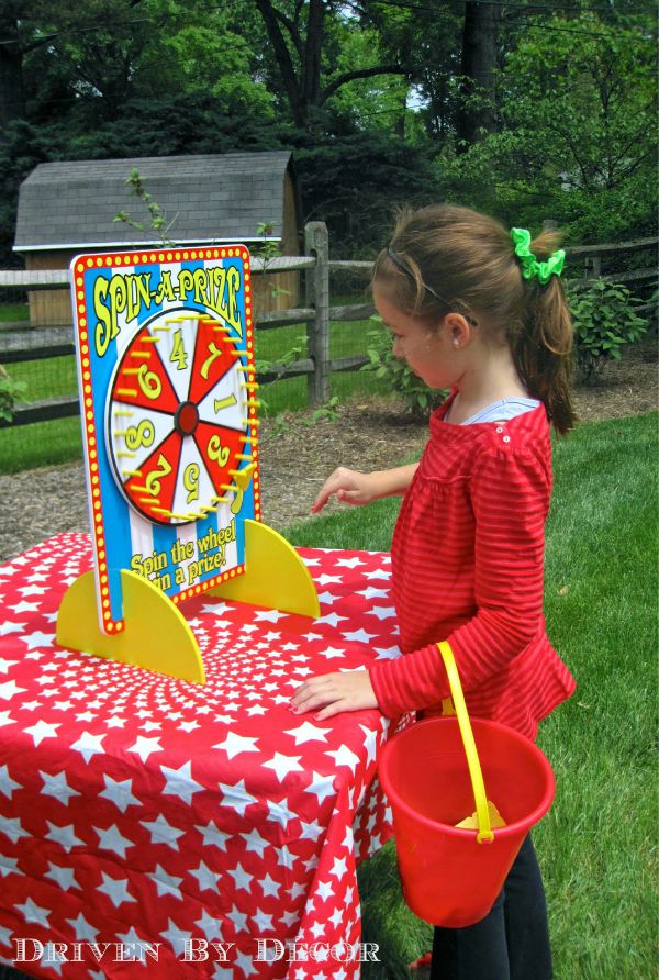 Carnival birthday party game - spin a prize