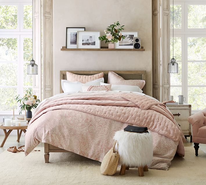Above Bed Decor Eight Ideas For Decorating That Awkward Space Driven By Decor