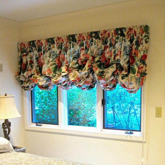 Floral balloon window valances