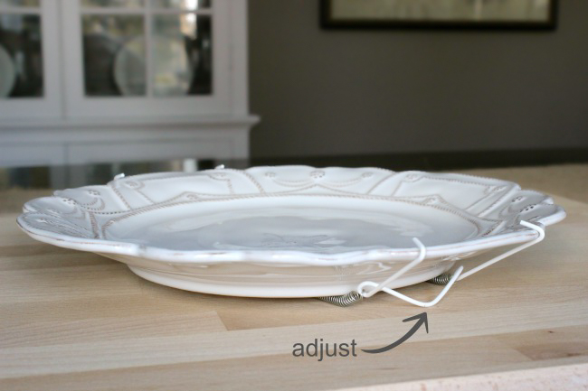 How to adjust a plate hanger for the best fit before hanging plates on a wall!