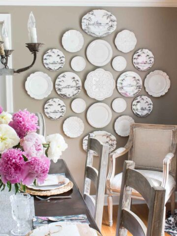 How to hang plates on the wall