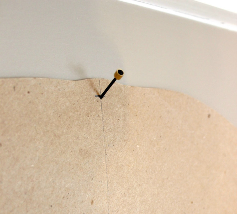 How To Hang Plates on the Wall (The Best Plate Hangers & More