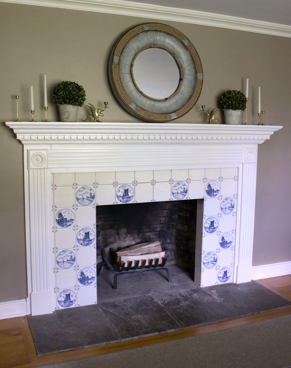 Fireplace with blue and white Delft tile