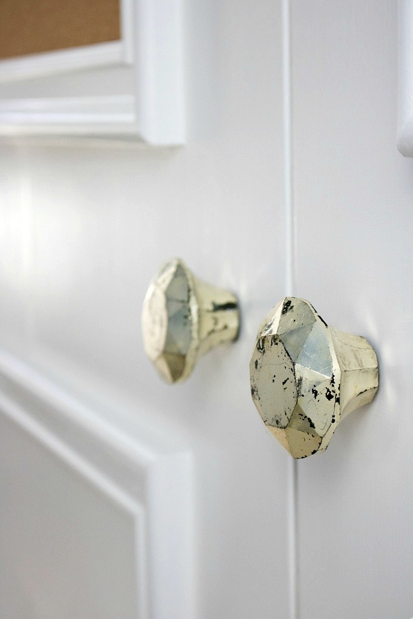 Love these closet door knobs (from Hobby Lobby!)