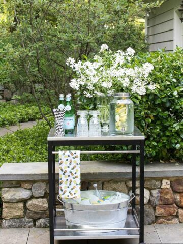 A simple outdoor bar cart (from IKEA!) for entertaining - full source list included in blog post!