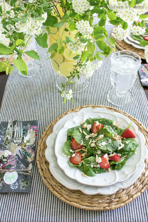 This salad is delicious!! Post includes the simple recipe!