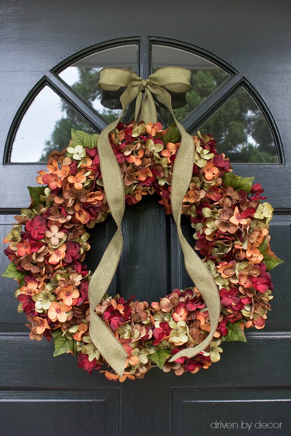 Gorgeous fall hydrangea wreath for your front door! Source included in post!