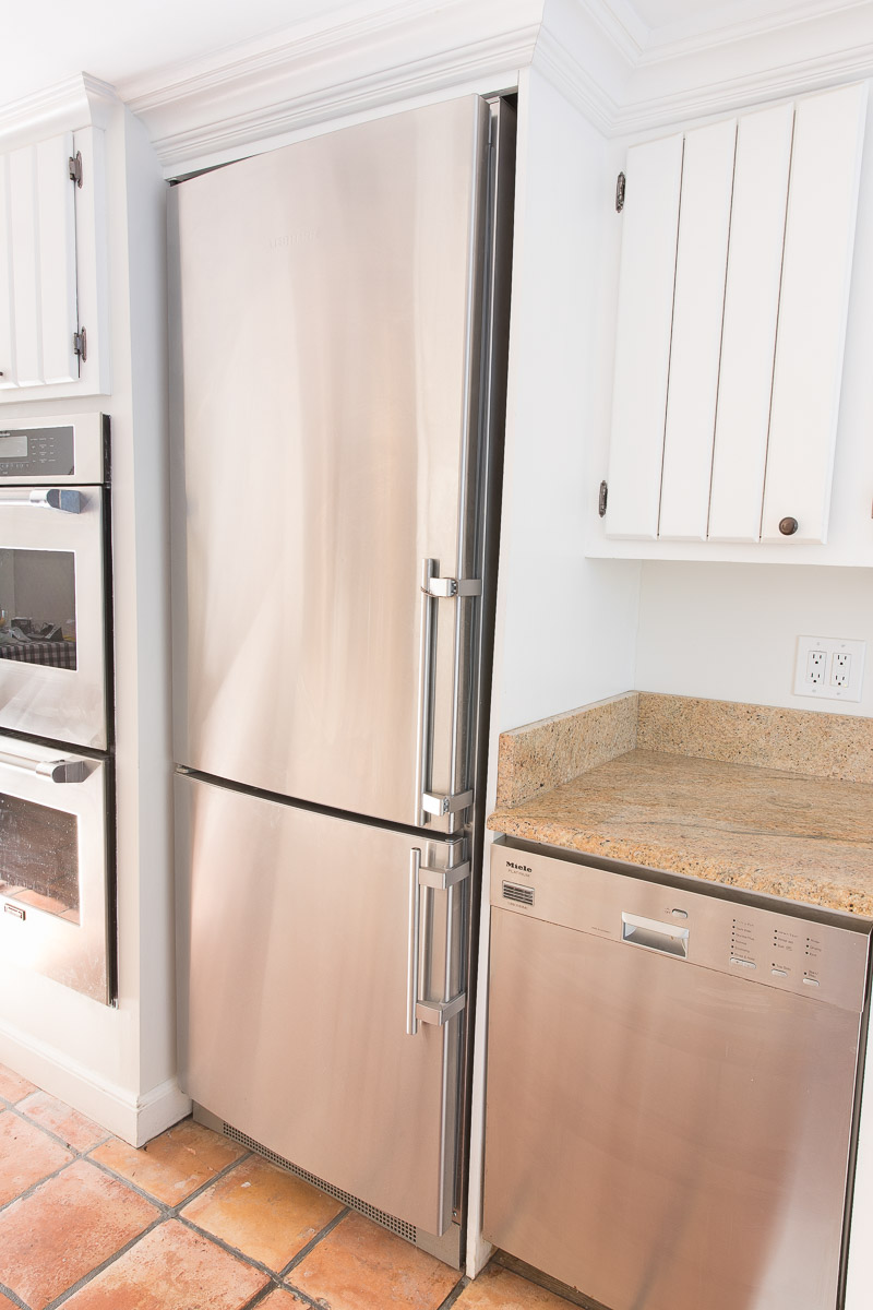 Our kitchen appliances before the remodel