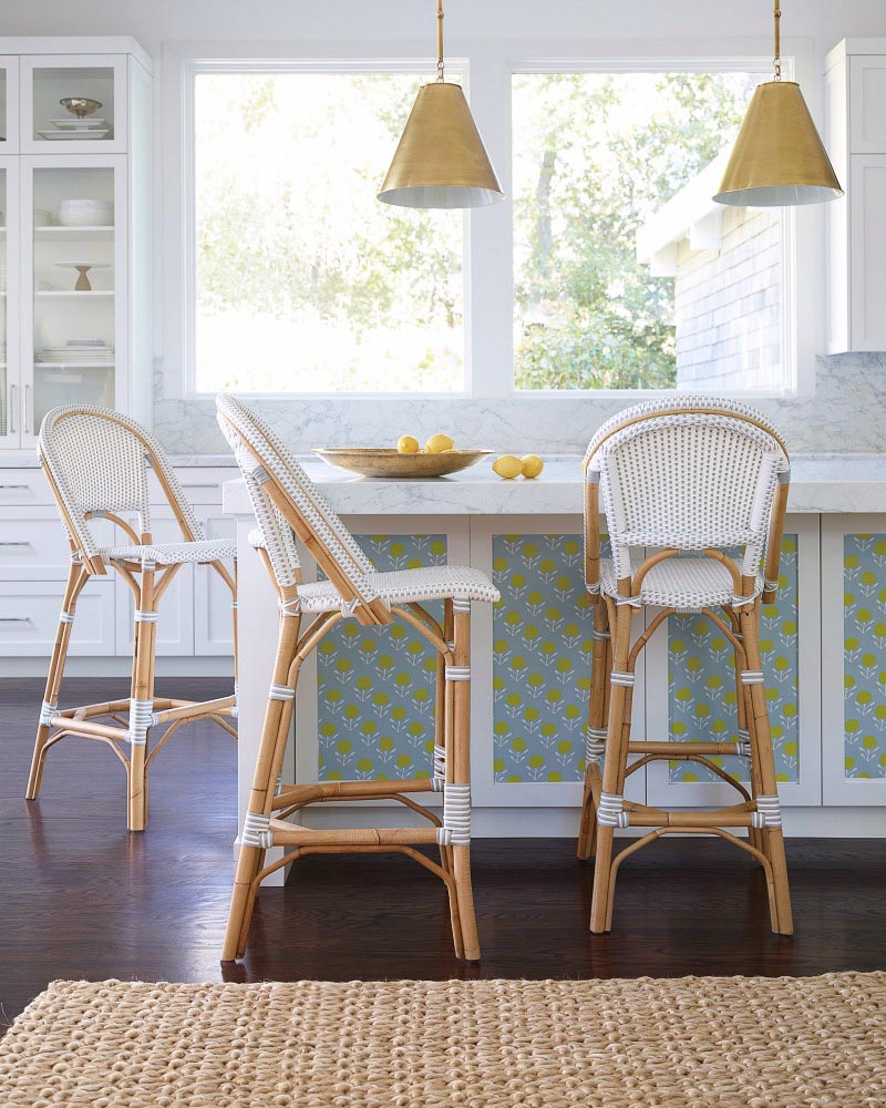 LOVE these rattan counter stools for my kitchen island bar!