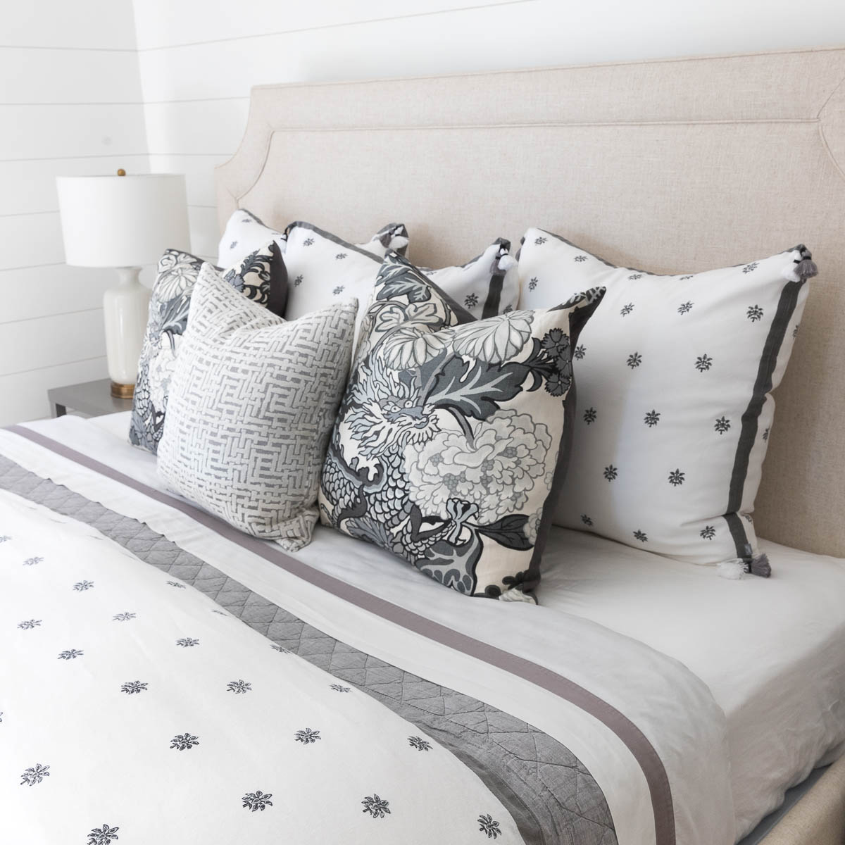 Guest Room Bedding: Tips for Creating a Beautiful, Cozy Bed For