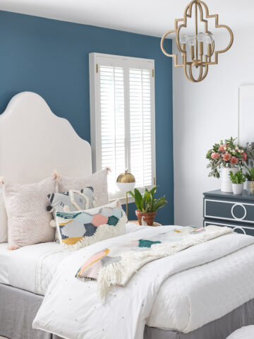Loving this boho chic kids bedroom makeover!