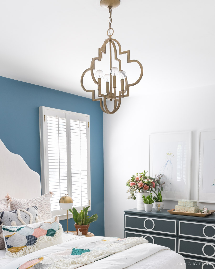 Gorgeous quatrefoil design pendant light - love it in this bedroom!