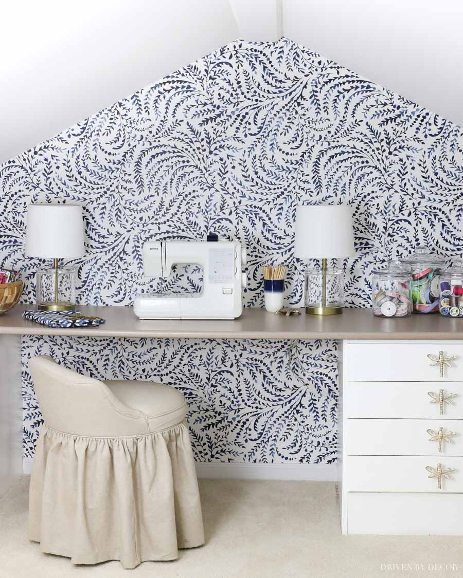 Gorgeous blue vine wallpaper - love it in this craft room! This wallpaper and other favorites linked in post!