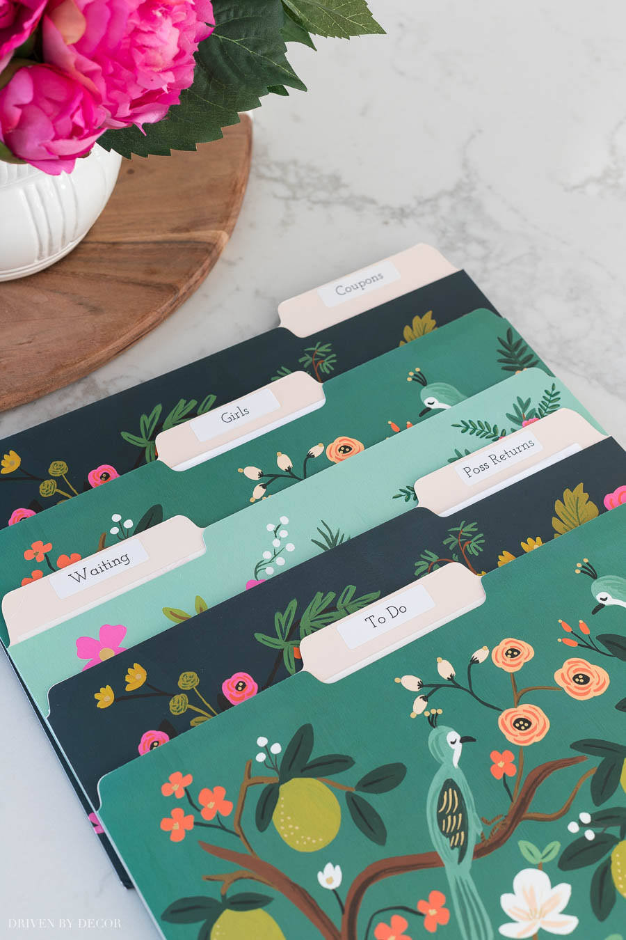 Loving these gorgeous file folders that are part of this kitchen command center!