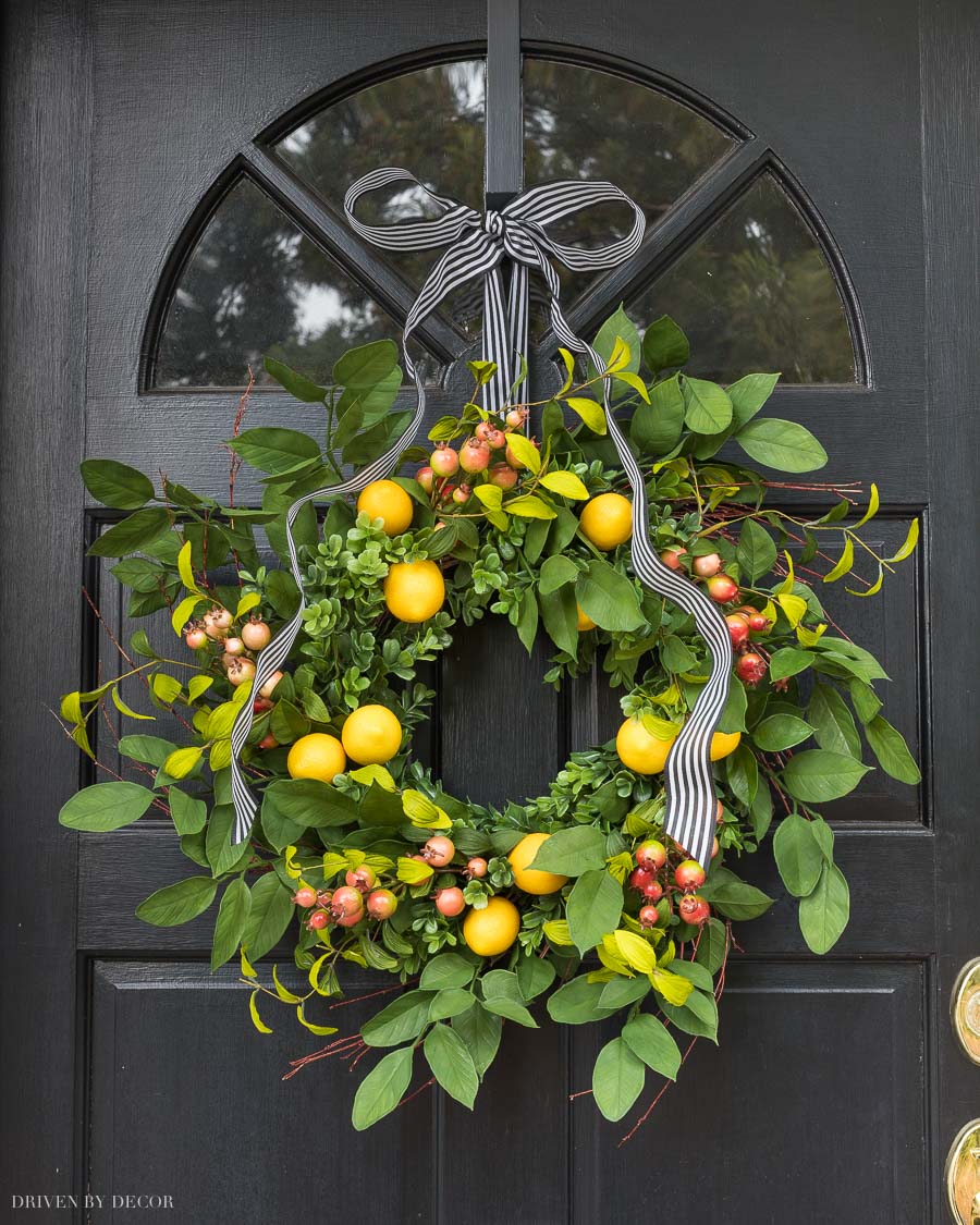 Gorgeous spring wreath with faux lemons! Linked in post!