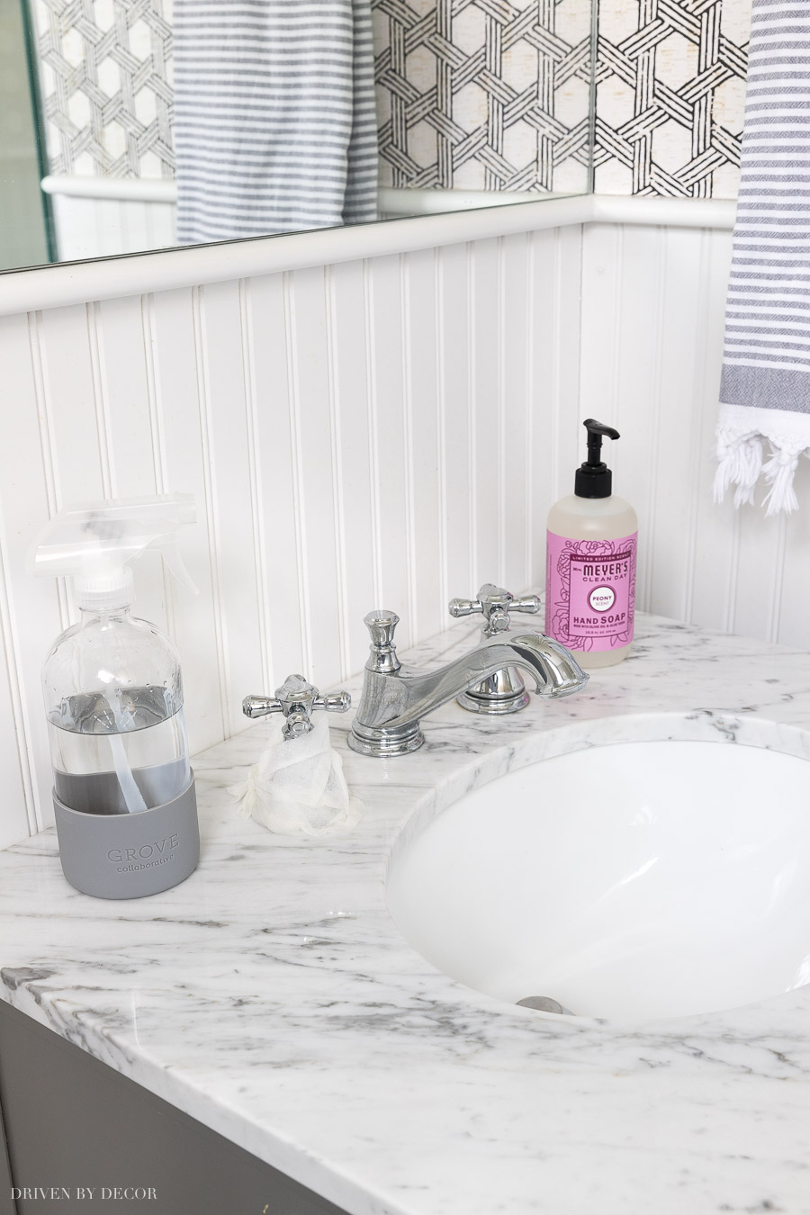My simple hack for cleaning mineral deposits off of faucets (plus a link to the awesome spray bottle!)