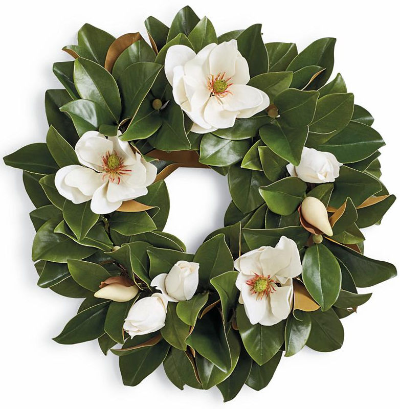 Such a pretty magnolia leaf wreath - the perfect fall wreath to transition to winter!