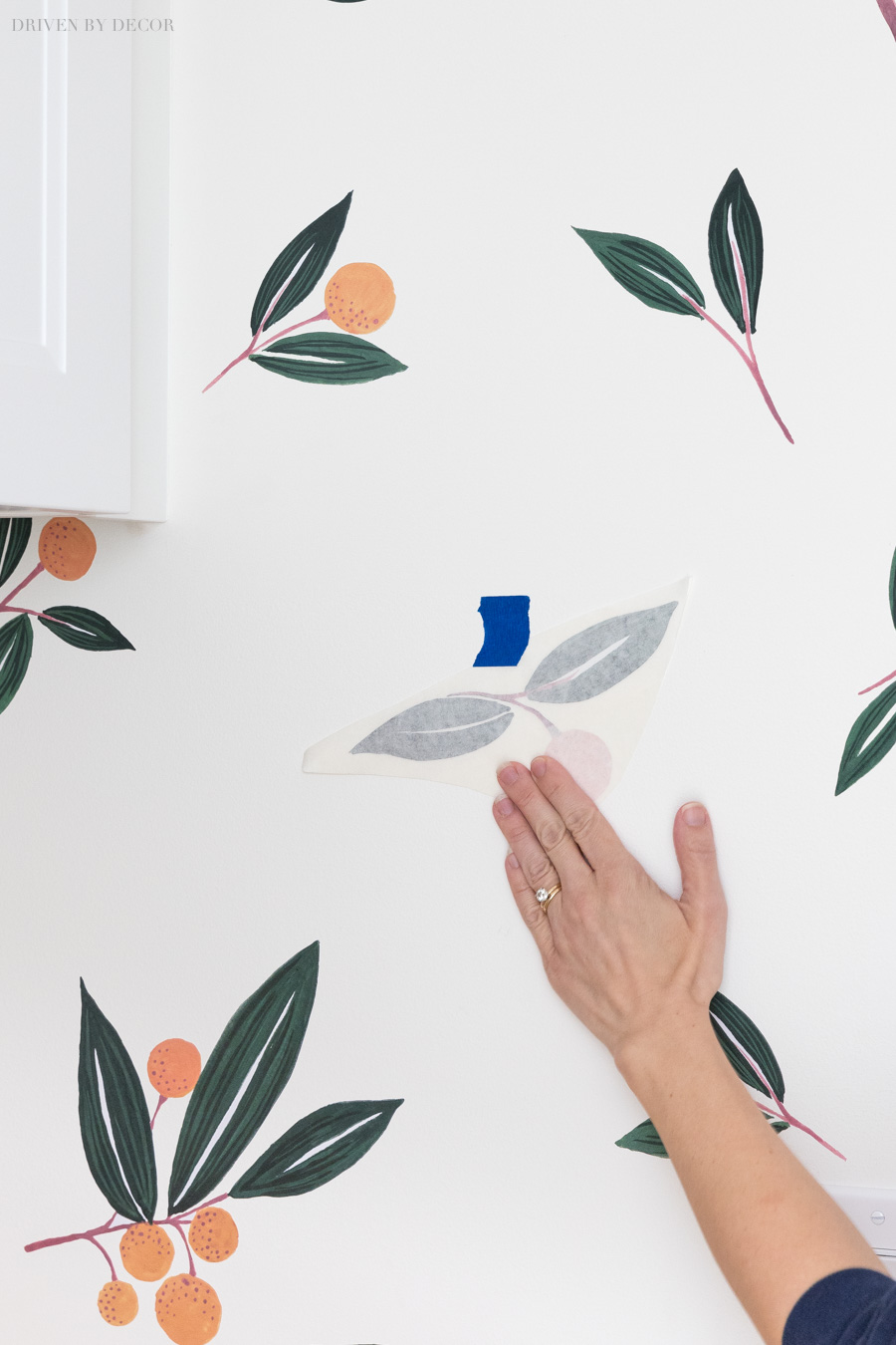 Great tips for applying vinyl wall decals!