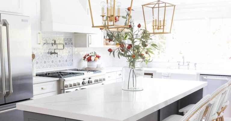 Pendant light height over island