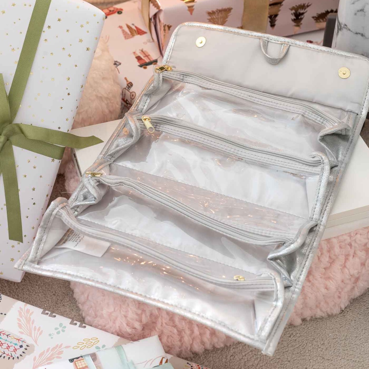 Roll-up toiletry bag that's a perfect Christmas gift idea for teen girls!