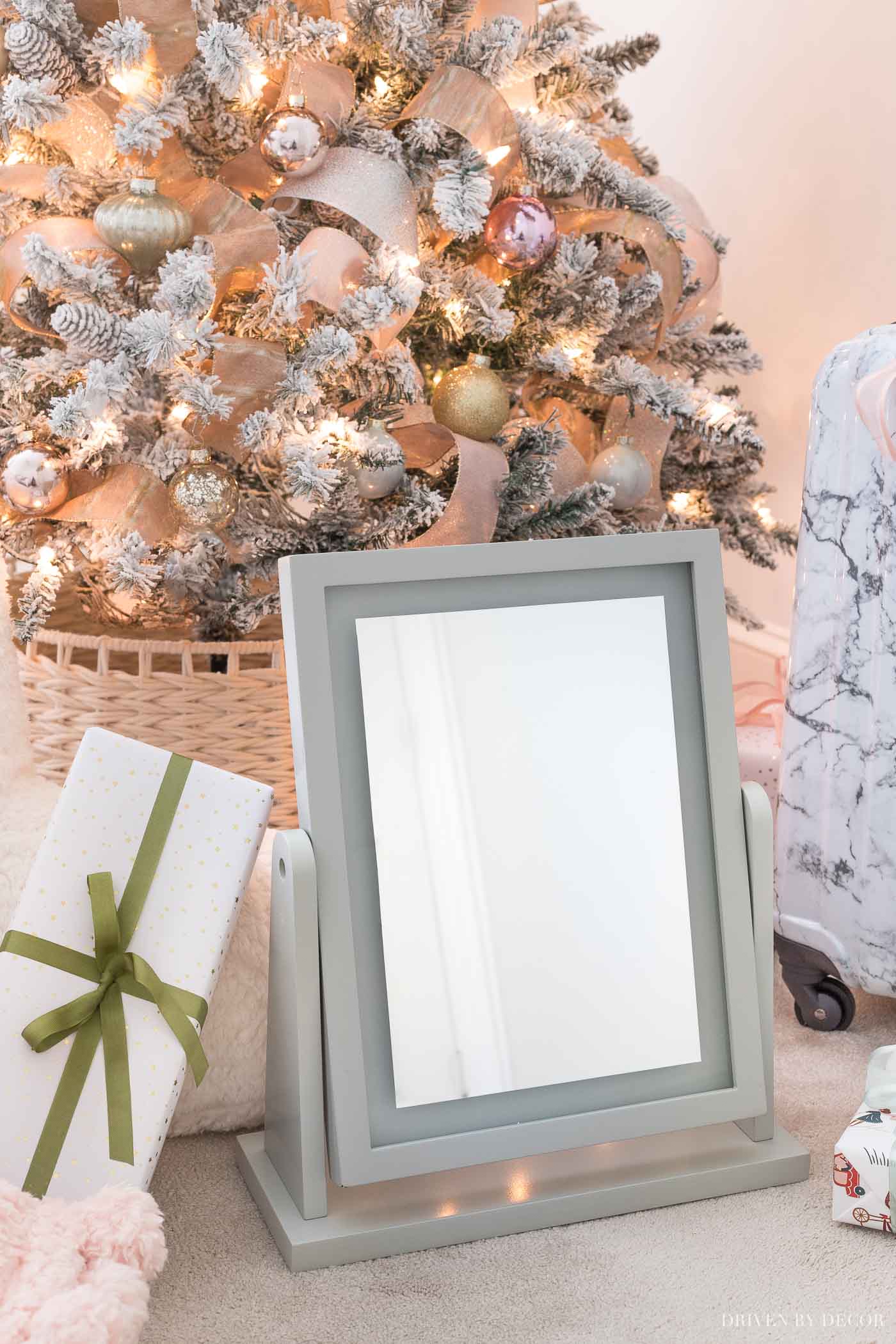 The prettiest light up vanity mirror - such a great Christmas gift idea for teen girls!