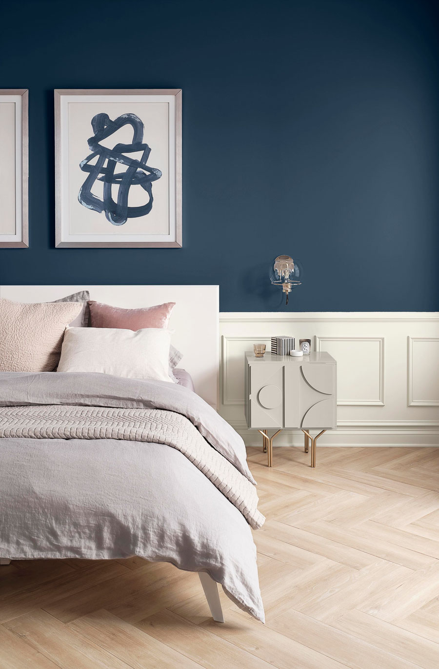 Sherwin-Williams Naval is their 2020 color of the year! See what other colors are trending!