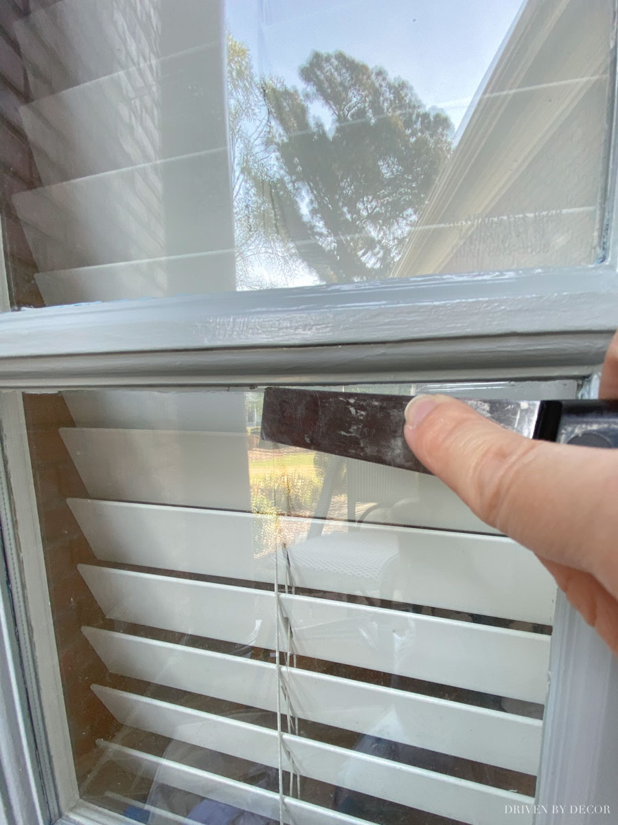 Smart tip for painting your front door when you have glass panes