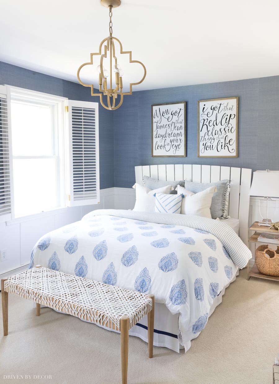 Love the gold quatrefoil pendant in this bedroom!