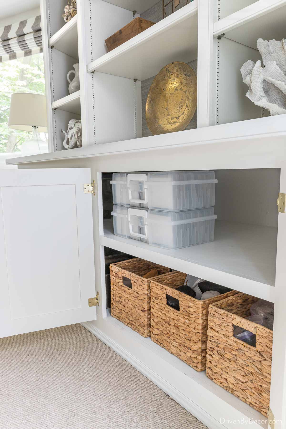 10 Linen Closet Organization Ideas for a Clutter-Free Closet! - Driven by  Decor