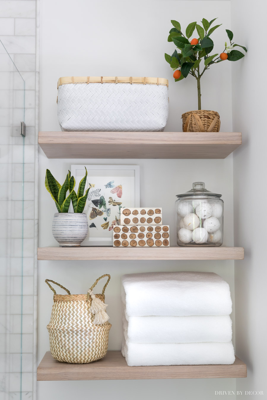 Love these floating wood shelves with lots of size and finish options!