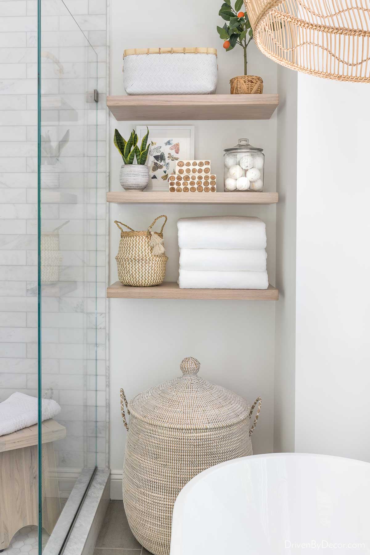 Stylish laundry hampers with lids!