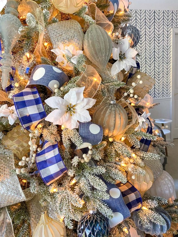 How to Decorate A Christmas Tree Step by Step! - Driven by Decor