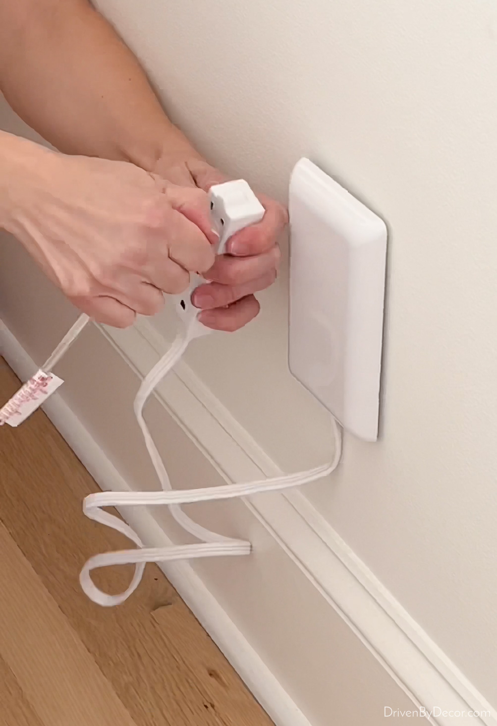 Slim outlet cover