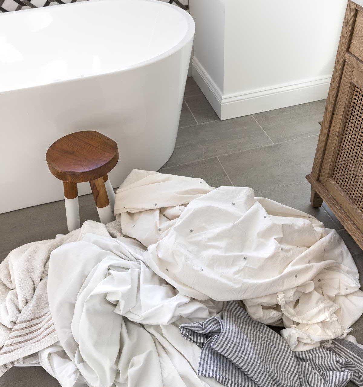 This laundry strip recipe gets so much built up grime out of clothes, sheets, and towels!