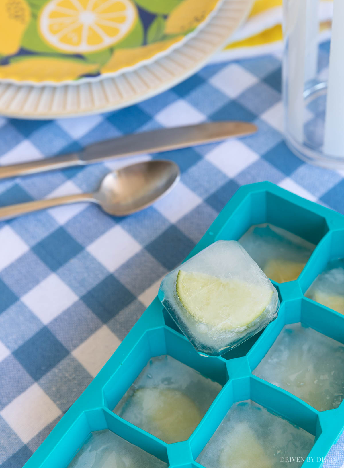 Adding small slices of lemons or limes to these silicone ice cube trays is fun for outdoor entertaining!