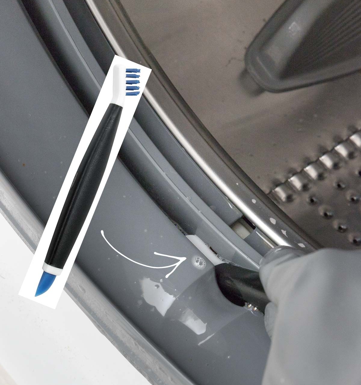 Love these small deep clean brushes for getting my washing machine seal clean!