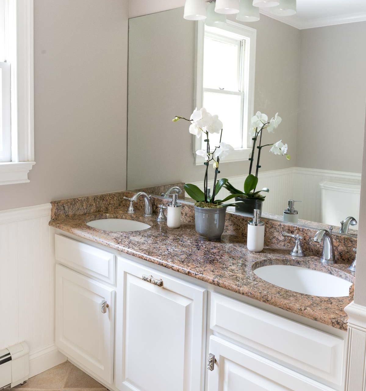Home remodel: Our kids' bathroom after remodeling!