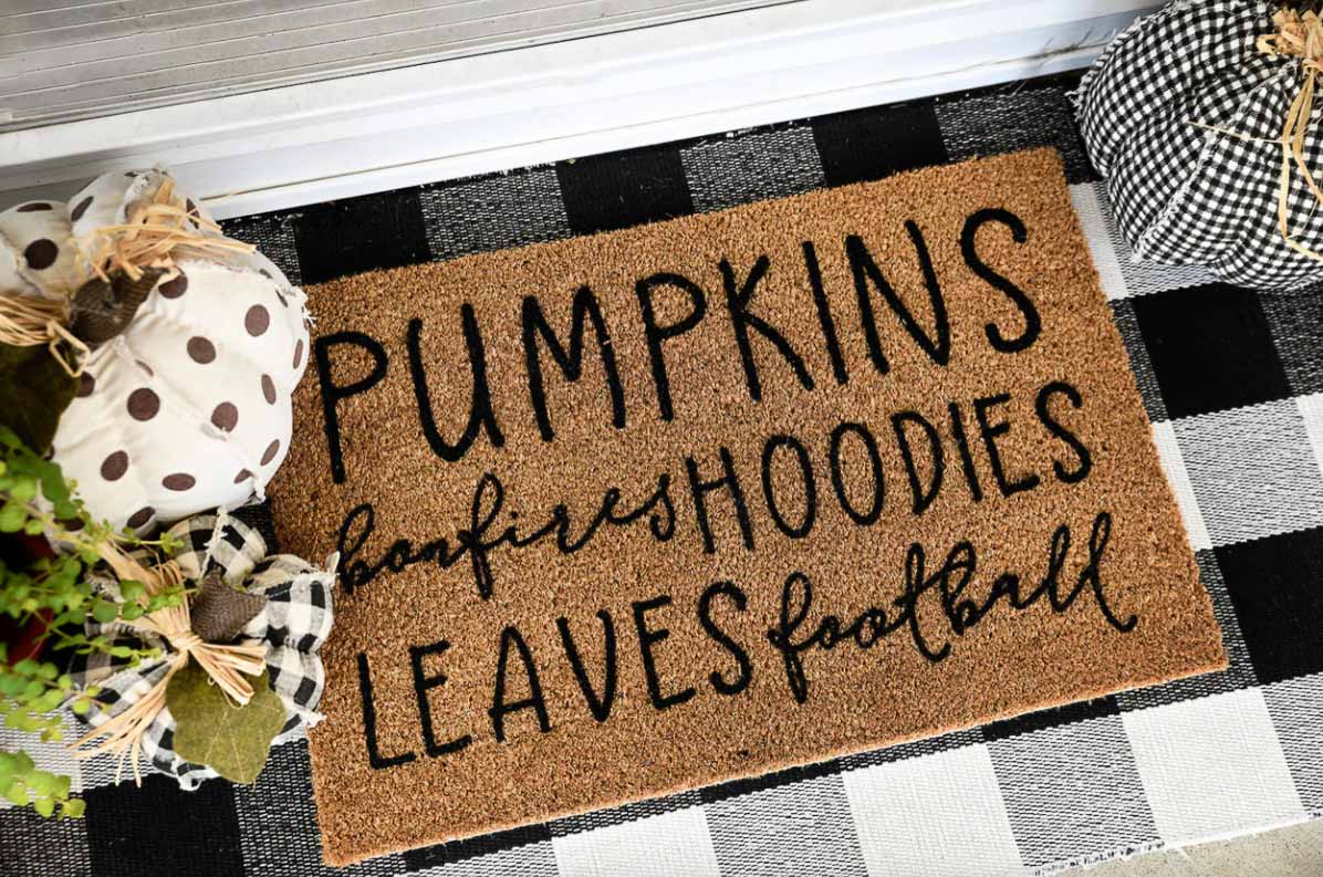 16 Outdoor Doormats to Welcome Fall, Best Fall Doormats 2023