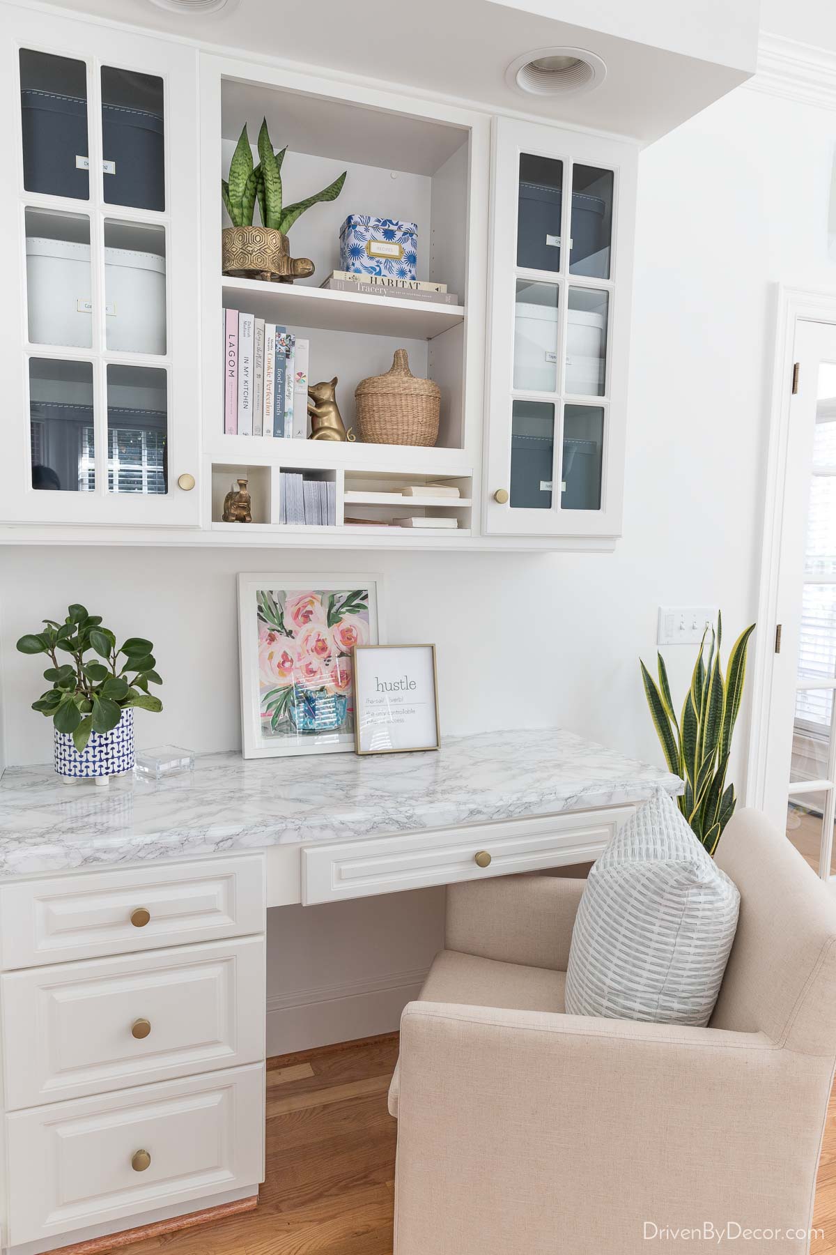 I dressed up our kitchen desk area with marble contact paper countertops!
