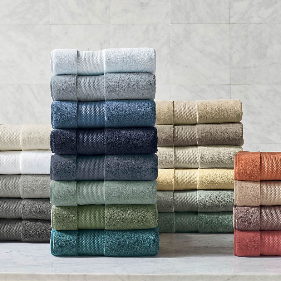 These super soft bath towels are some of the best luxury bath towels out there!