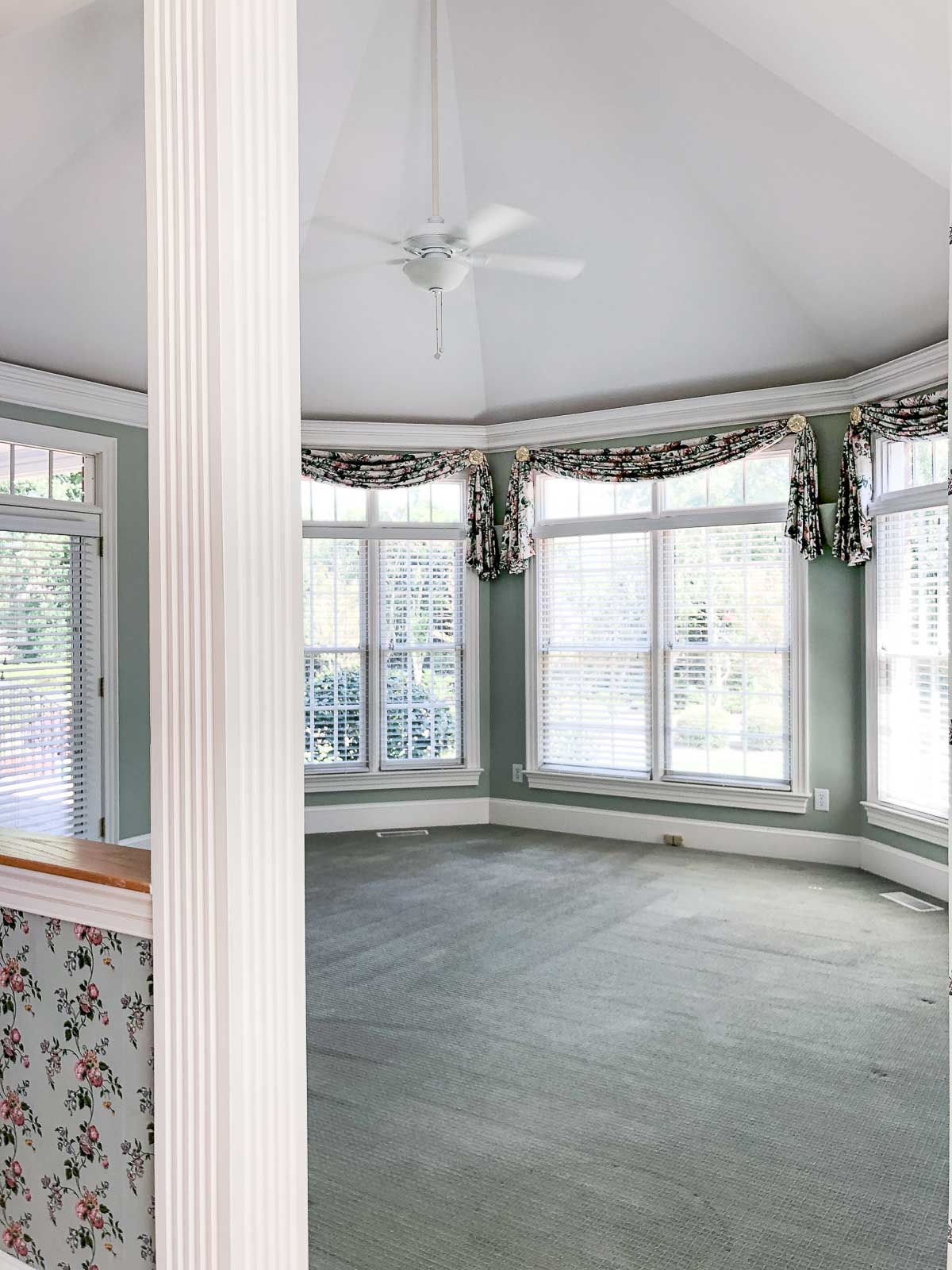 Our "circus" room with octagonal ceiling before our renovations