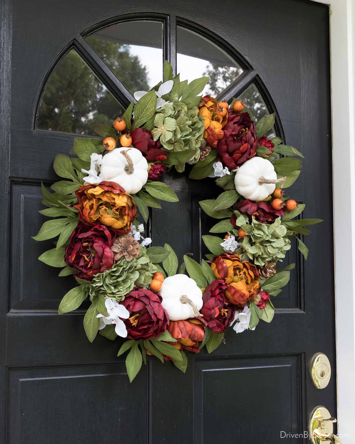 Gorgeous fall wreath - the perfect front door fall decor