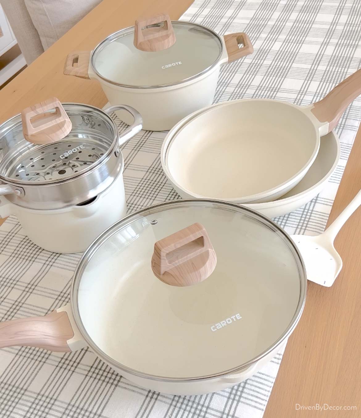 Carote pot and pan set