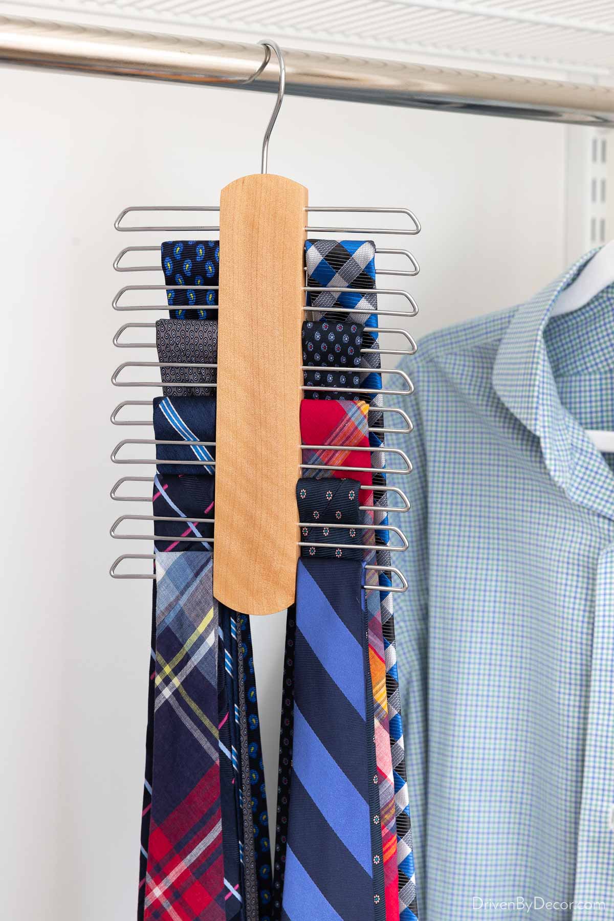 https://www.drivenbydecor.com/wp-content/uploads/2023/05/closet-organization-tie-hanger-2.jpg