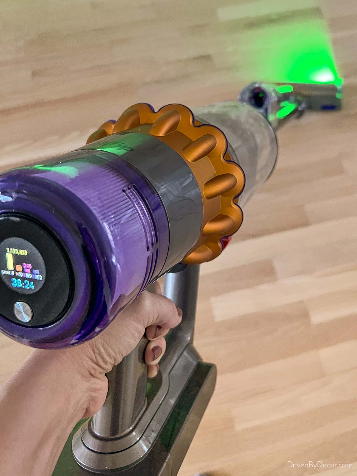 Dyson v15 detect cordless vacuum