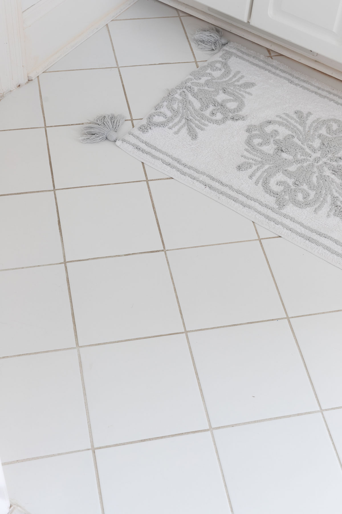 Bathroom floor tile before remodel