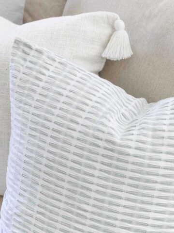 Budget throw pillows