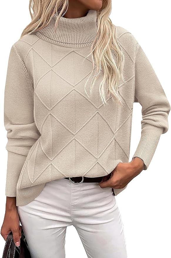 Diamond pattern turtleneck sweater